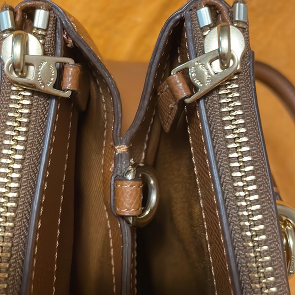 COACh authentic 💯 two way carry all - Picture 7 of 9